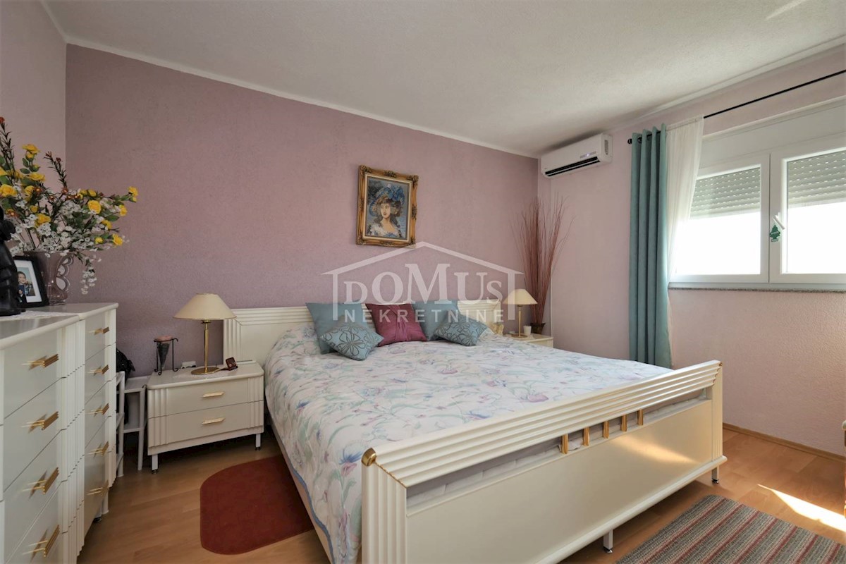 Apartment Zu verkaufen - ŠIBENSKO-KNINSKA VODICE