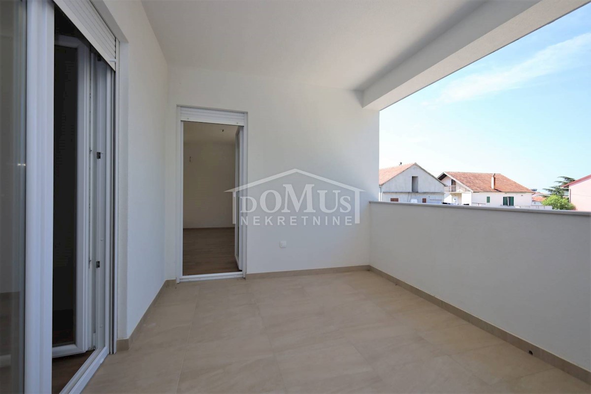 House For sale - ŠIBENSKO-KNINSKA VODICE