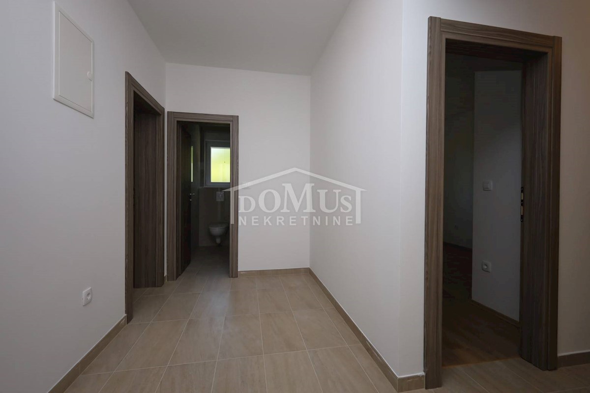 House For sale - ŠIBENSKO-KNINSKA VODICE