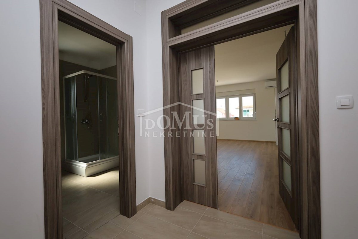 House For sale - ŠIBENSKO-KNINSKA VODICE