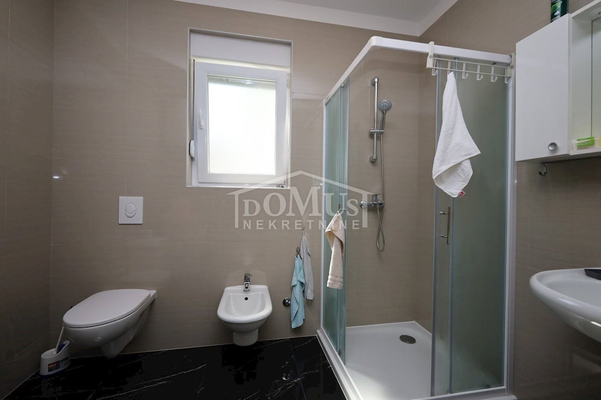 House For sale - ŠIBENSKO-KNINSKA VODICE