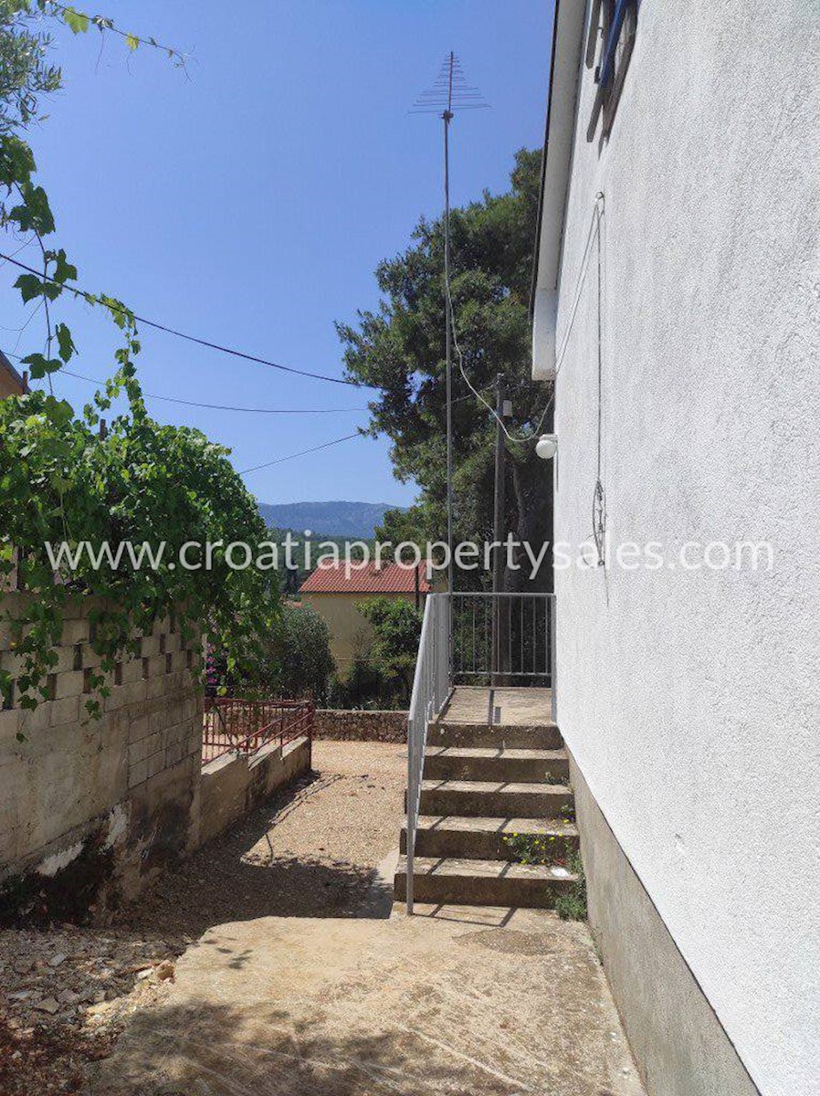 House For sale - SPLITSKO-DALMATINSKA HVAR