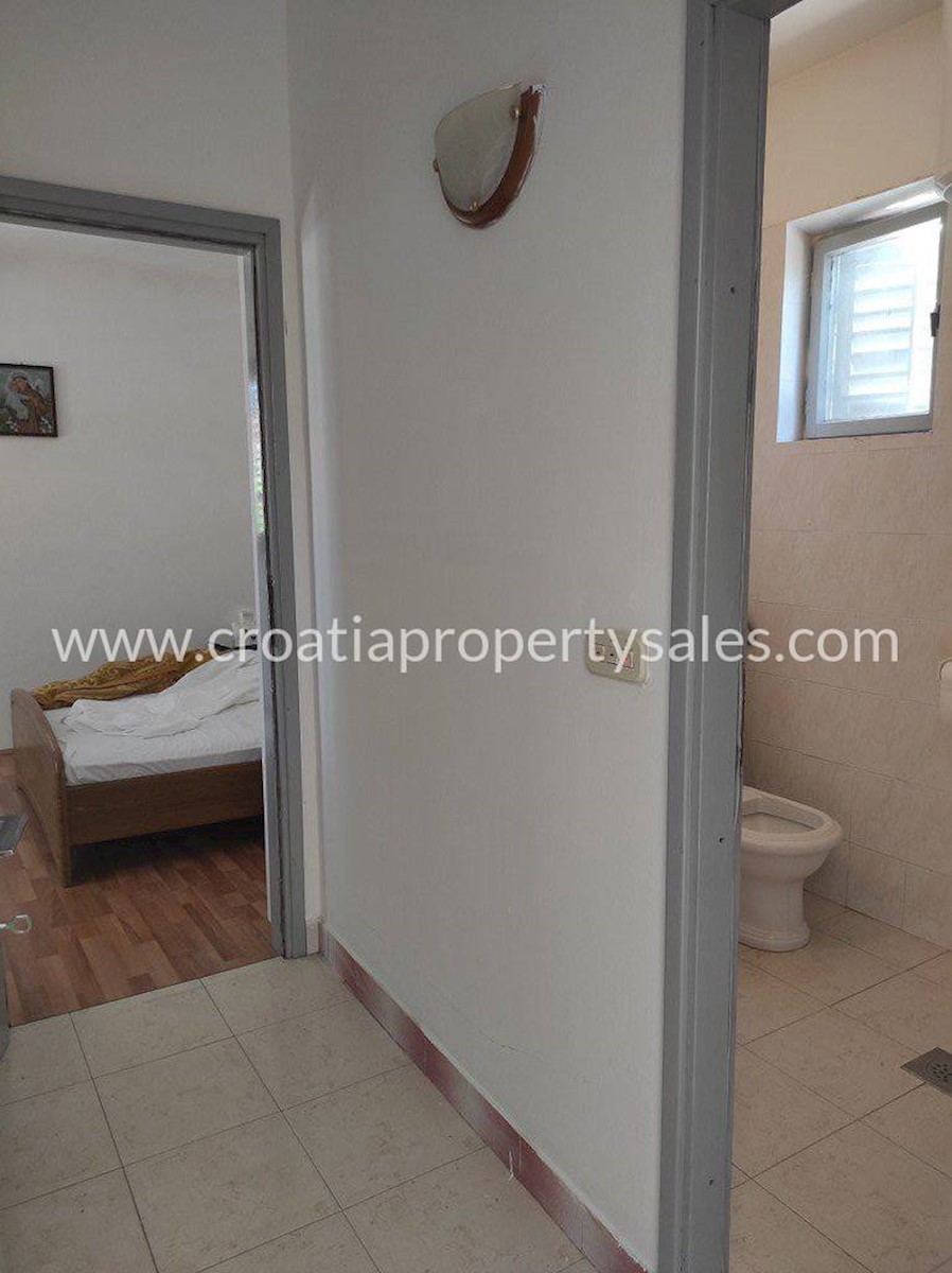 House For sale - SPLITSKO-DALMATINSKA HVAR