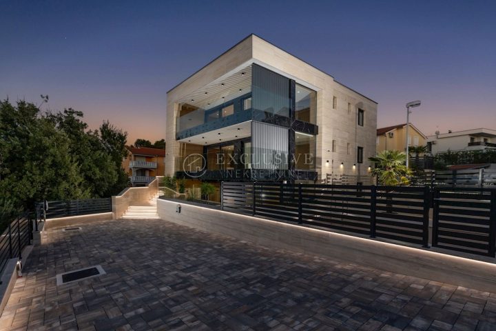 Stan na prodaju 113 m² – Malinska