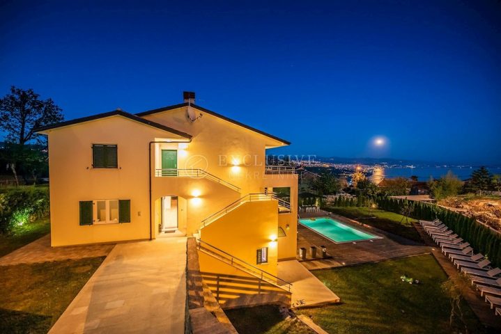 Haus zu verkaufen 430 m² – Opatija