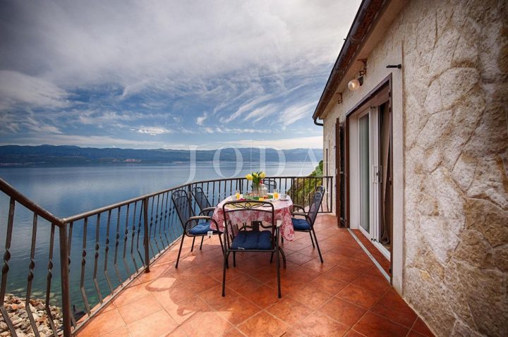 House for sale 100 m² – Vrbnik
