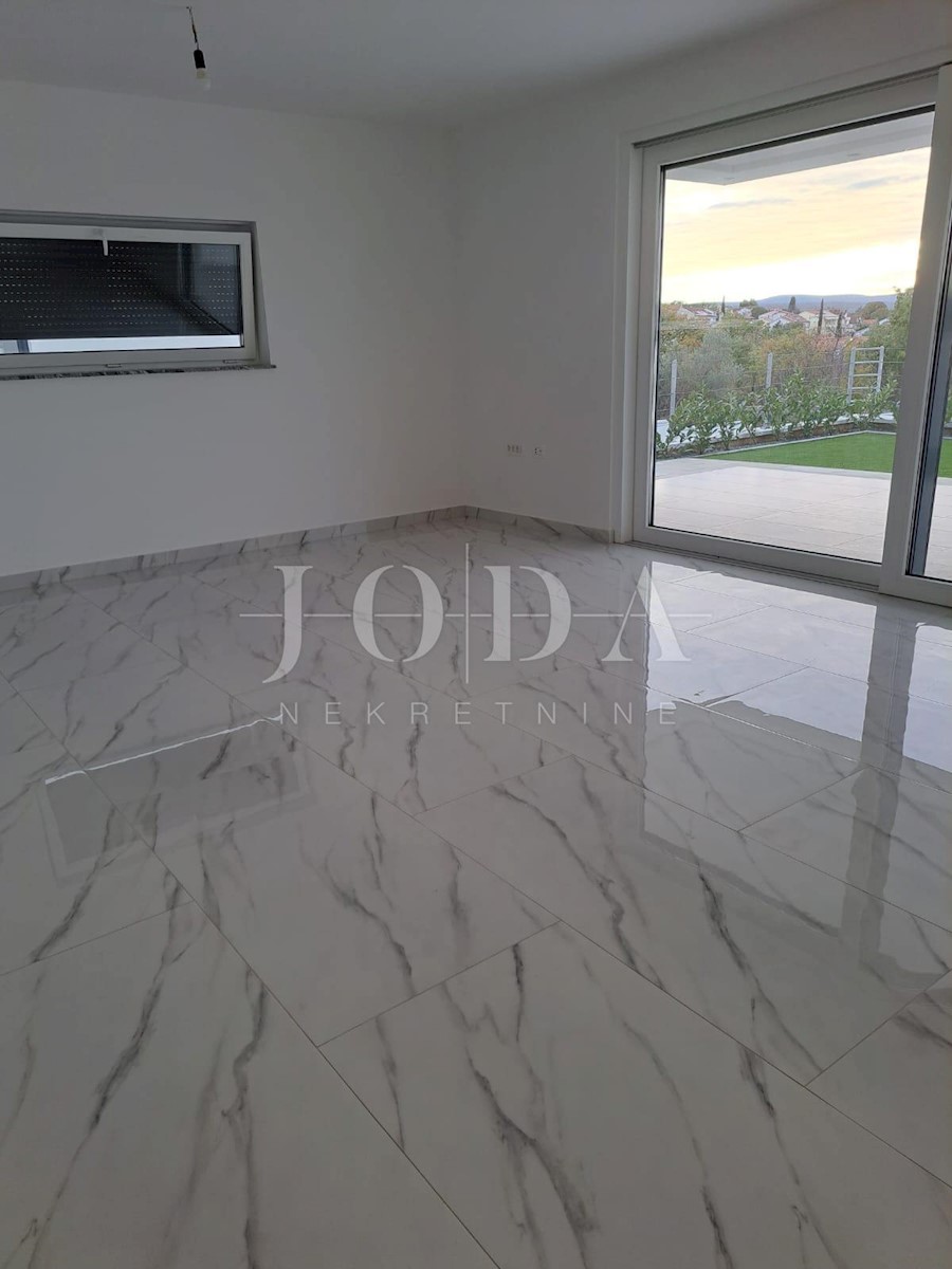 Apartma Na predaj - PRIMORSKO-GORANSKA KRK