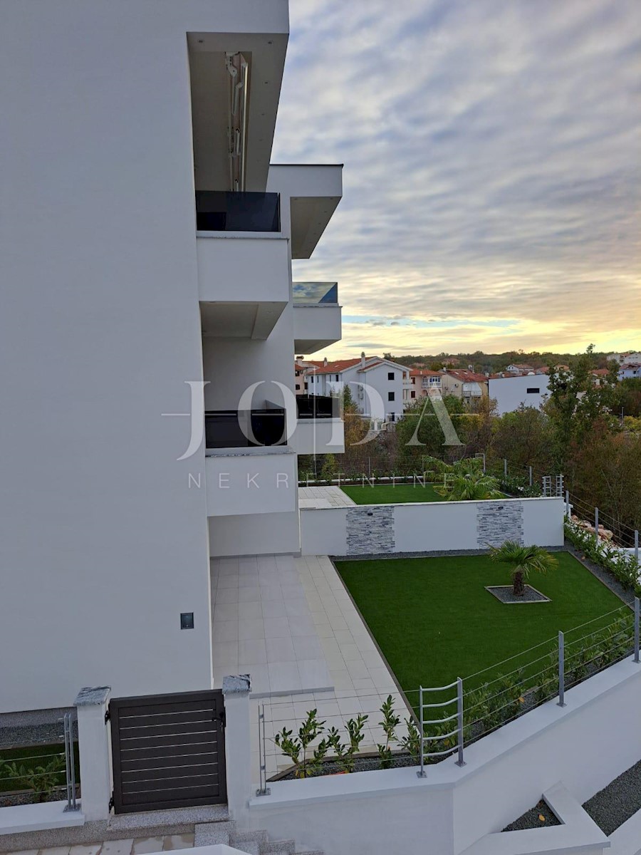 Apartma Na predaj - PRIMORSKO-GORANSKA KRK