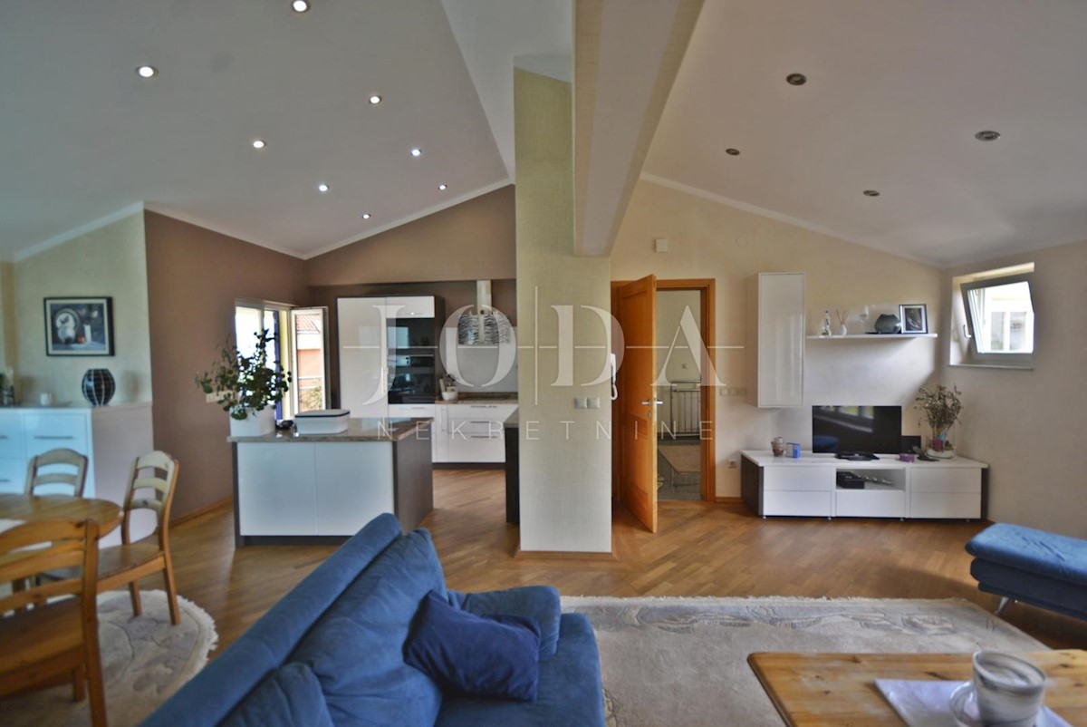 Casa In vendita - PRIMORSKO-GORANSKA KRK