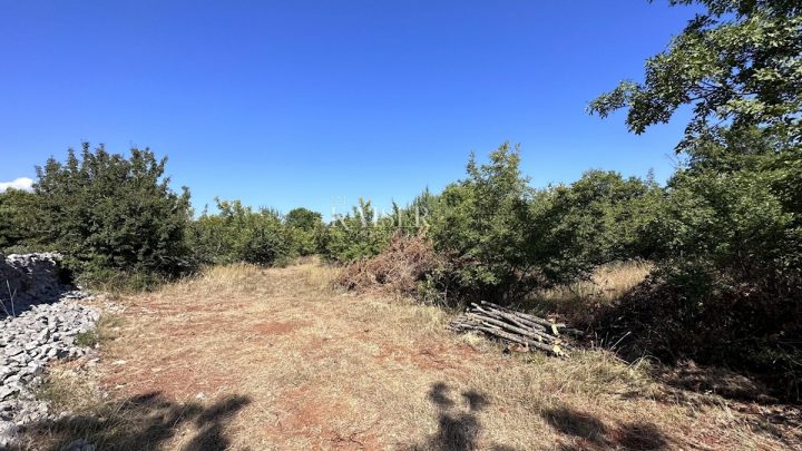 Pozemek na prodej 2600 m² – Pinezići