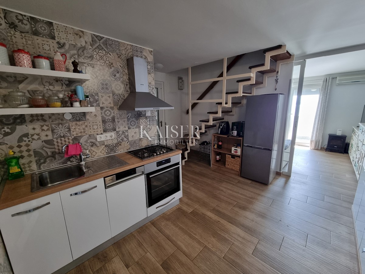 House For sale - PRIMORSKO-GORANSKA NOVI VINODOLSKI