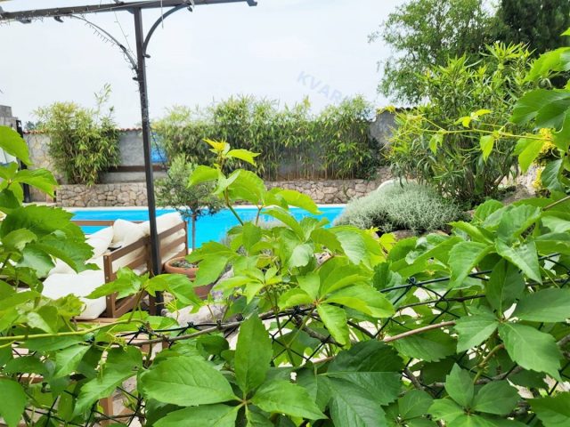 Apartmán na predaj 180 m² – Njivice