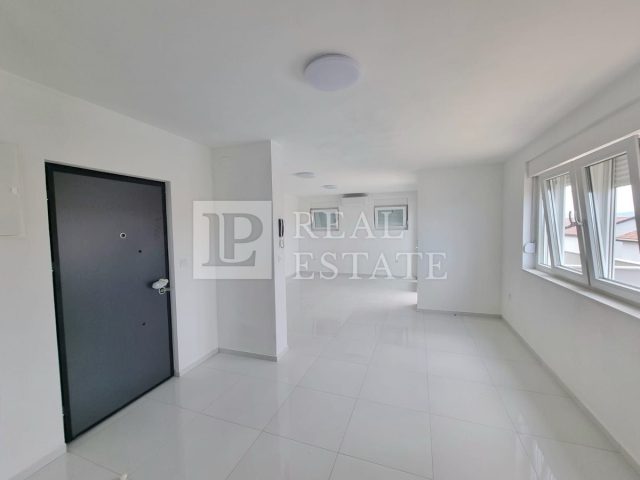 Mieszkanie na sprzedaż 115 m² – Crikvenica