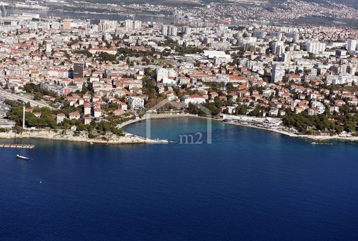 Lokal użytkowy do wynajęcia 64 m² – Split