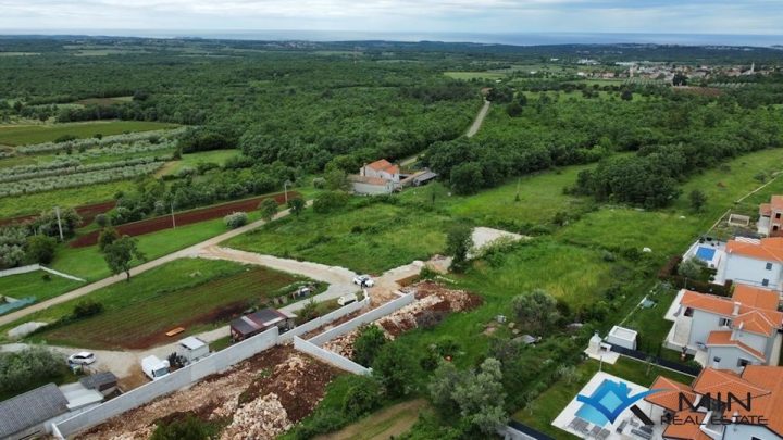 Grundstück zu verkaufen 1085 m² – Višnjan