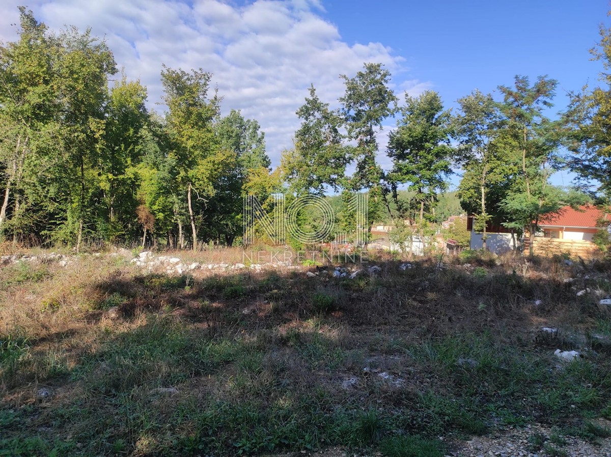 Land For sale - ISTARSKA KAROJBA