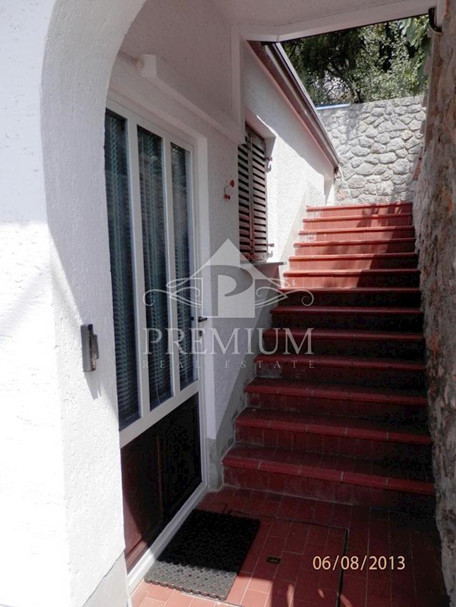 House For sale - PRIMORSKO-GORANSKA NOVI VINODOLSKI