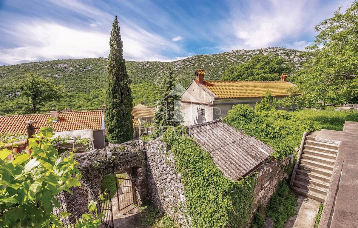 Haus Zu verkaufen - PRIMORSKO-GORANSKA VINODOLSKA OPĆINA