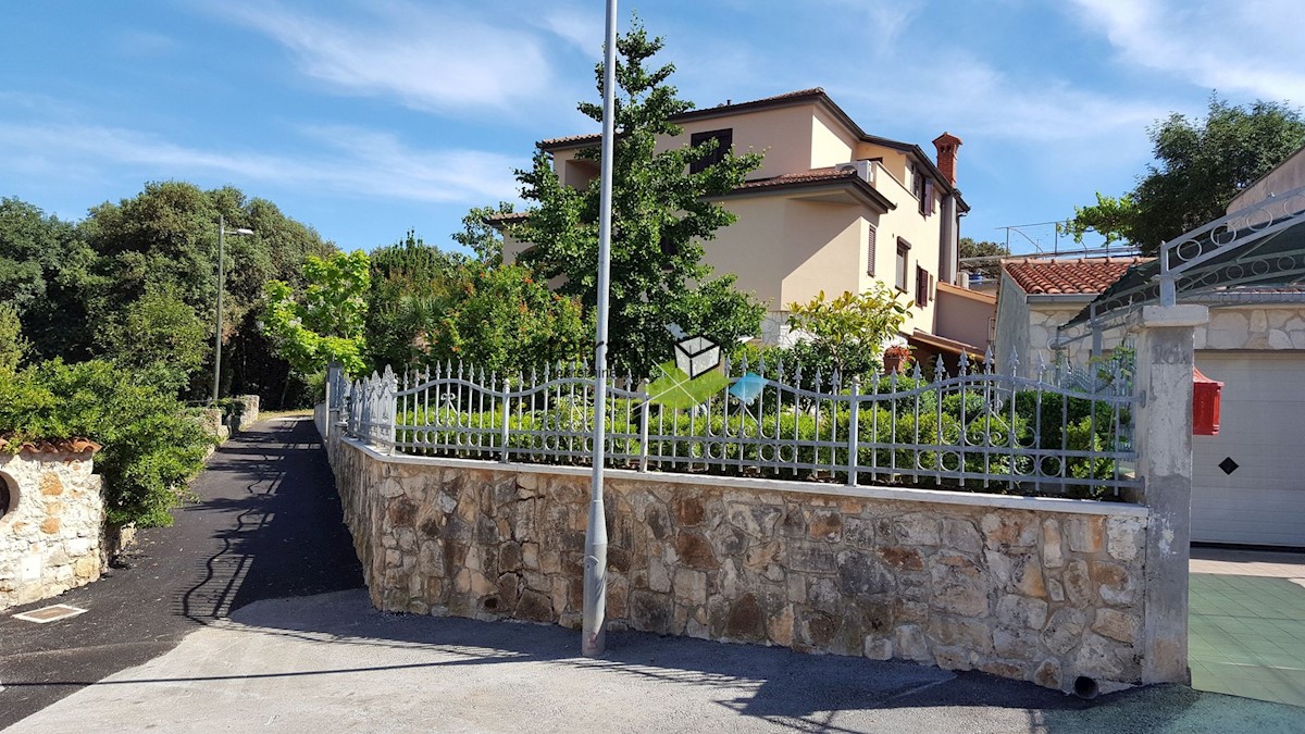 House For sale - ISTARSKA MEDULIN