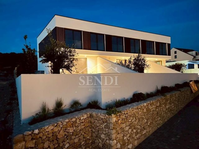 Flat for sale 130 m² – Mandre