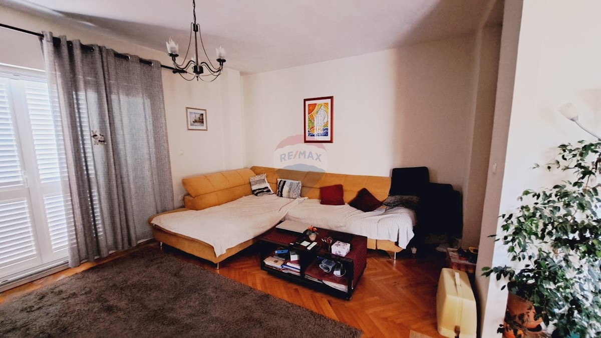 Kuća Na prodaju - ŠIBENSKO-KNINSKA ŠIBENIK