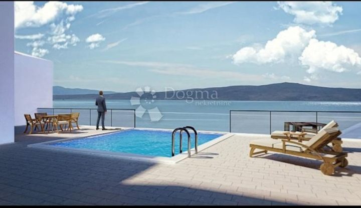 Dom na predaj 360 m² – Tribanj
