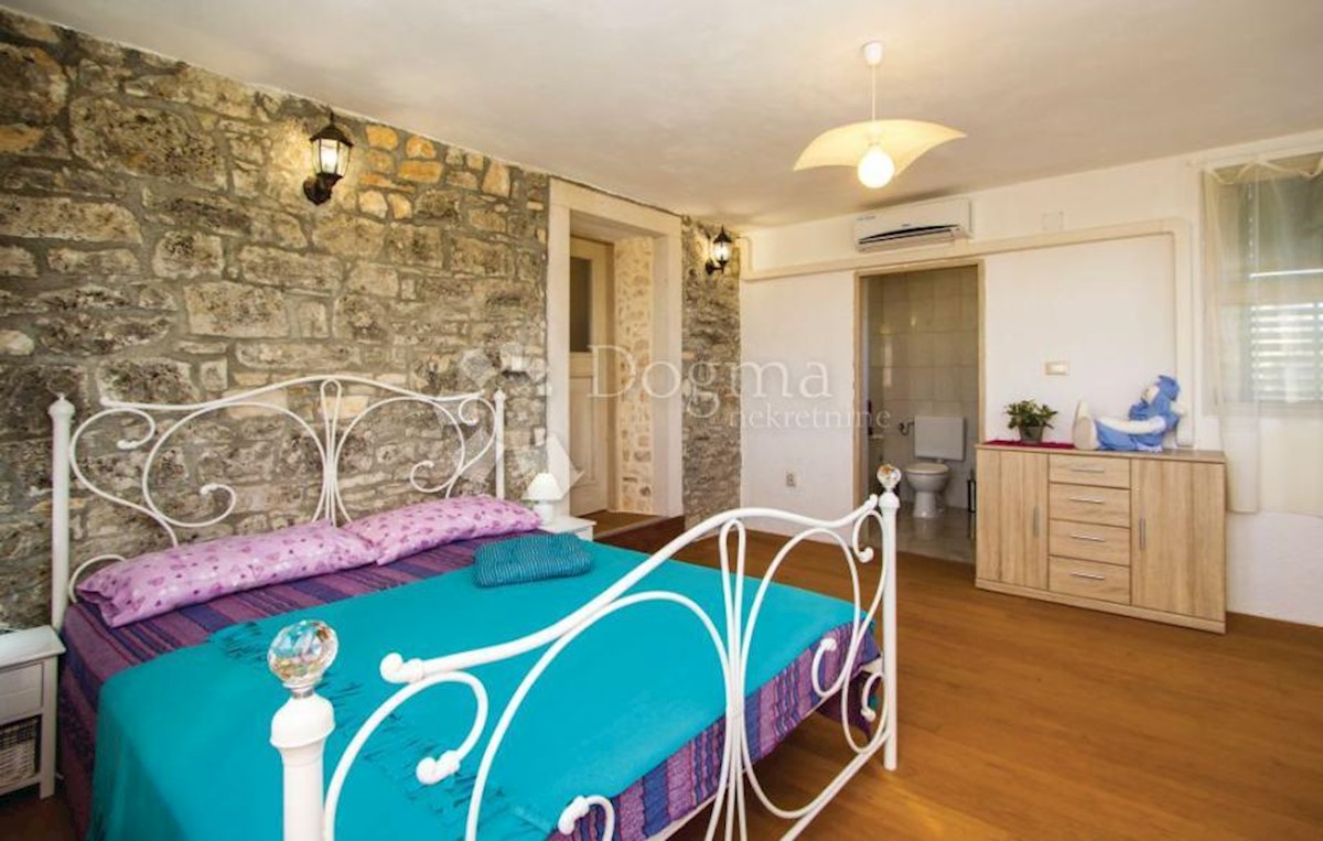 House For sale - ISTARSKA SVETVINČENAT