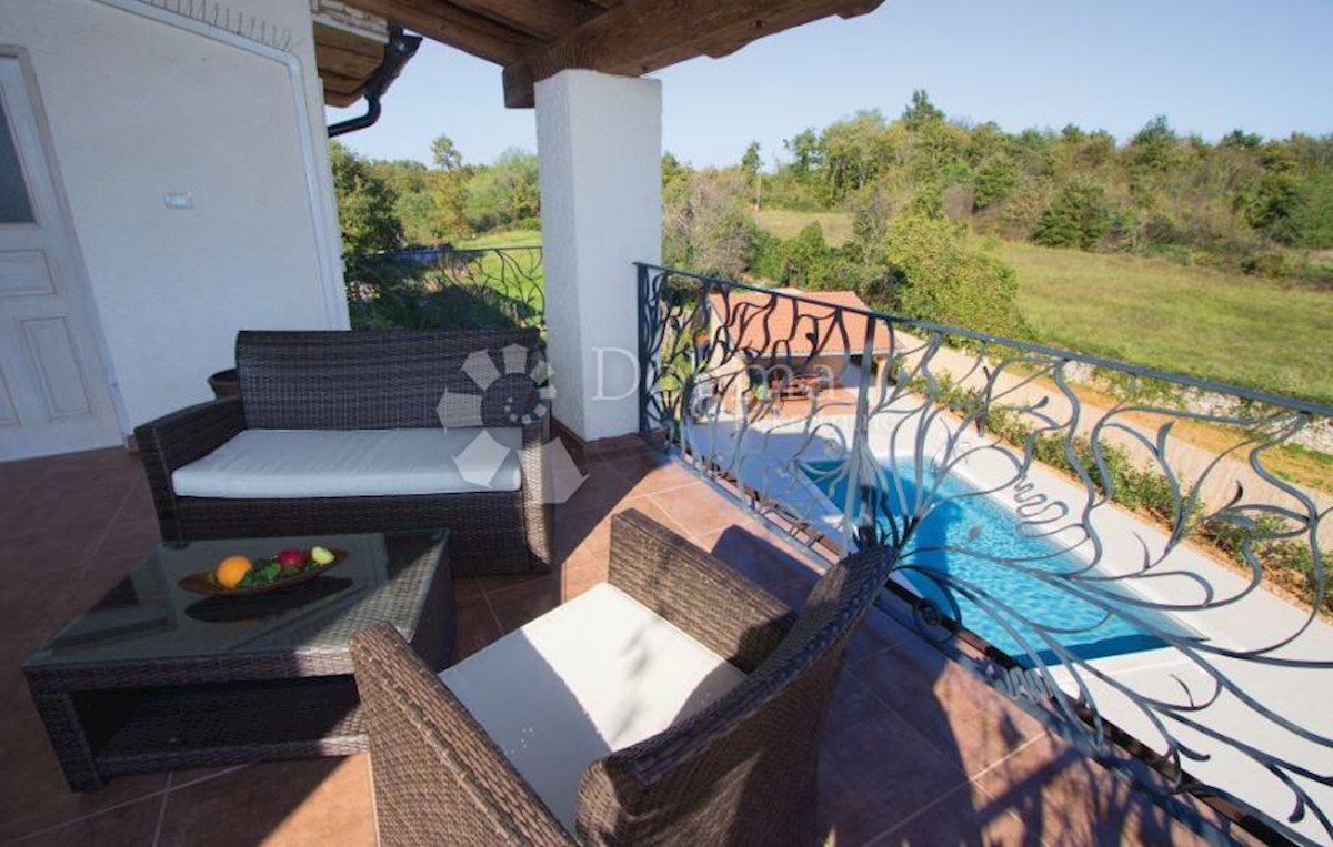 House For sale - ISTARSKA SVETVINČENAT