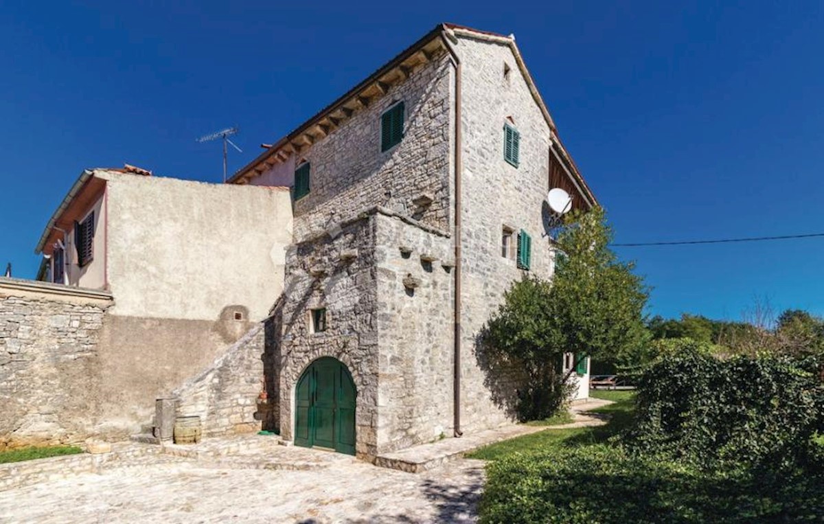 House For sale - ISTARSKA SVETVINČENAT