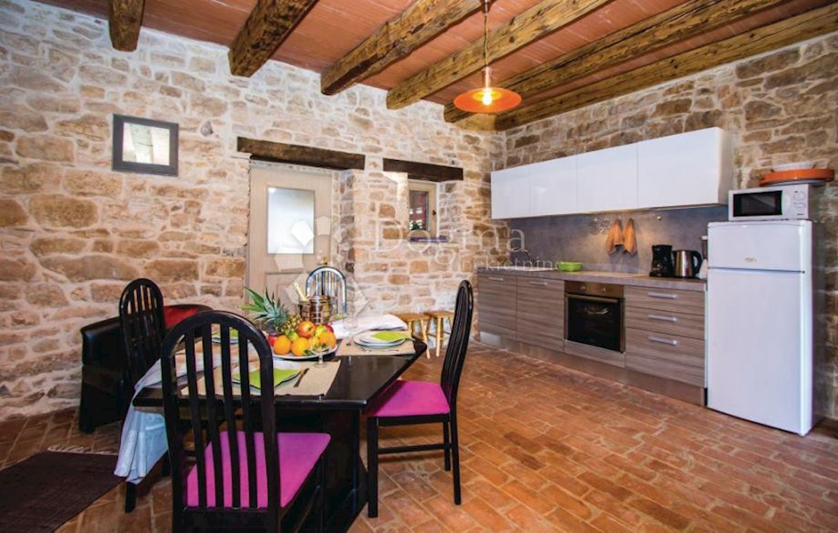 House For sale - ISTARSKA SVETVINČENAT