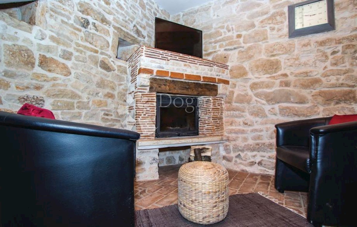 House For sale - ISTARSKA SVETVINČENAT