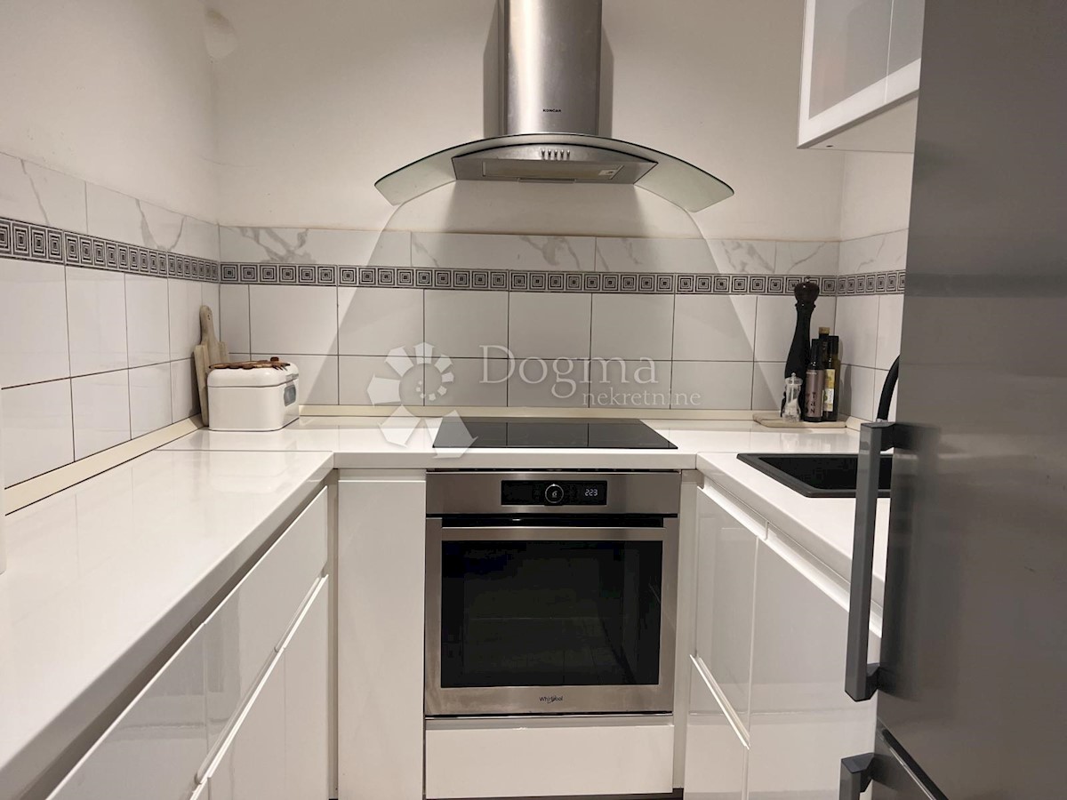 Flat For sale - PRIMORSKO-GORANSKA OPATIJA