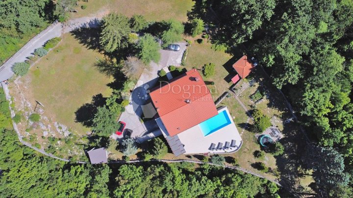 Haus zu verkaufen 290 m² – Veli Brgud