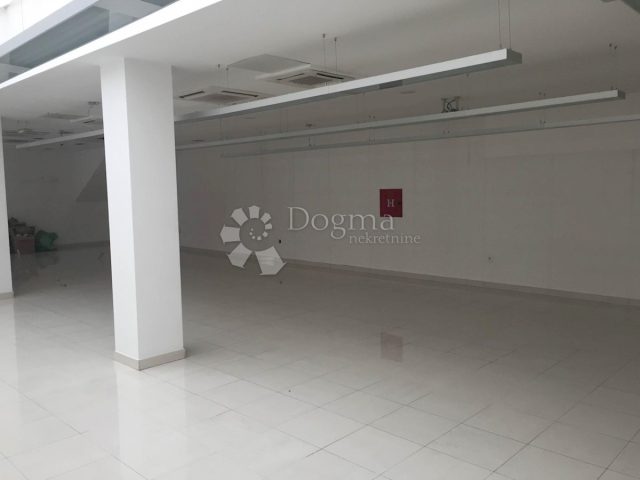 Komerční K pronájmu - Požeško-slavonska Požega - foto 3/7
