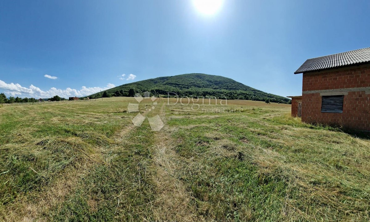 Grundstück Zu verkaufen - LIČKO-SENJSKA PLITVIČKA JEZERA