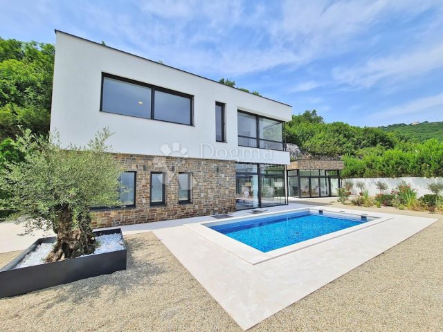 Dom na sprzedaż 315 m² – Opatija