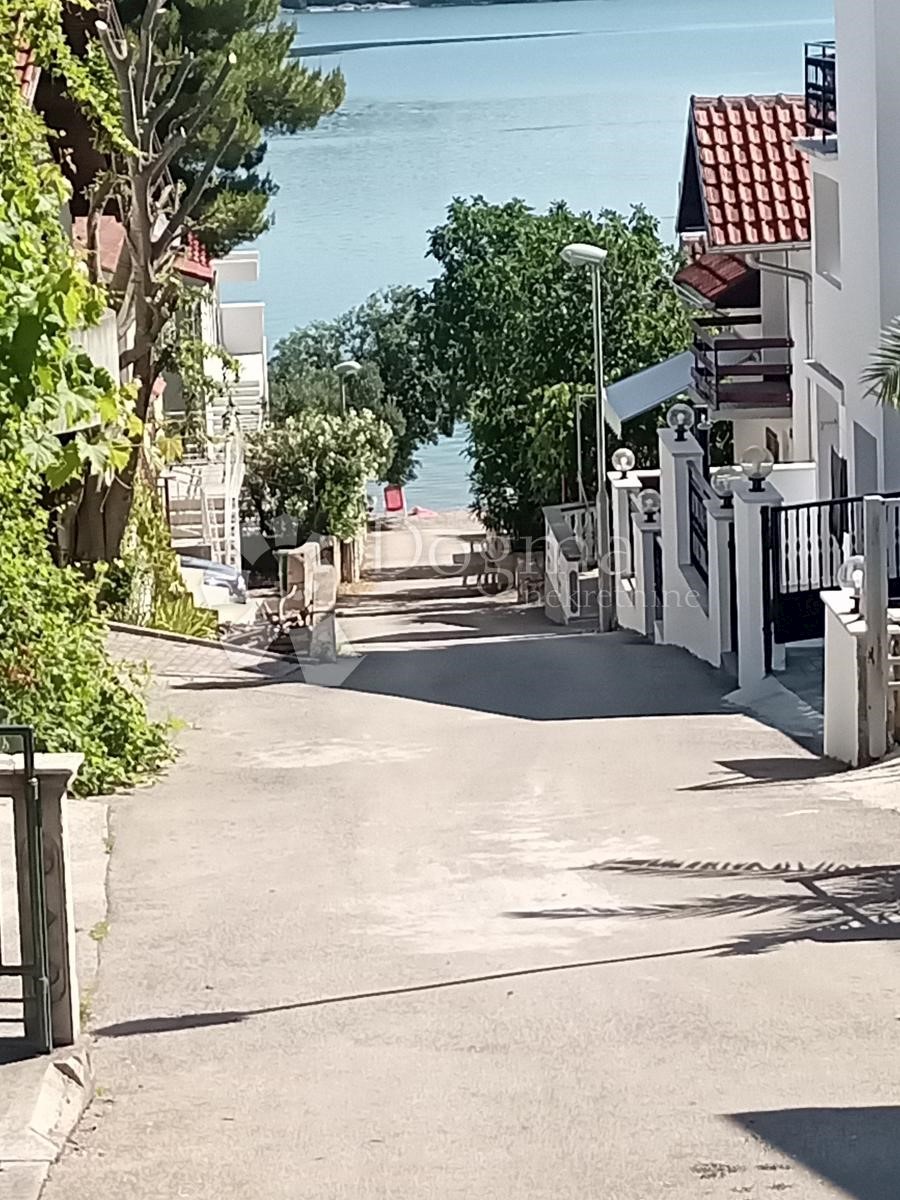 Haus Zu verkaufen - ŠIBENSKO-KNINSKA ŠIBENIK