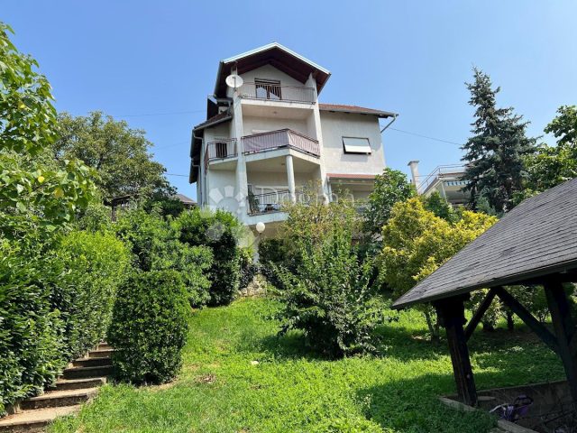 Kuća na prodaju 230 m² – Vrapče