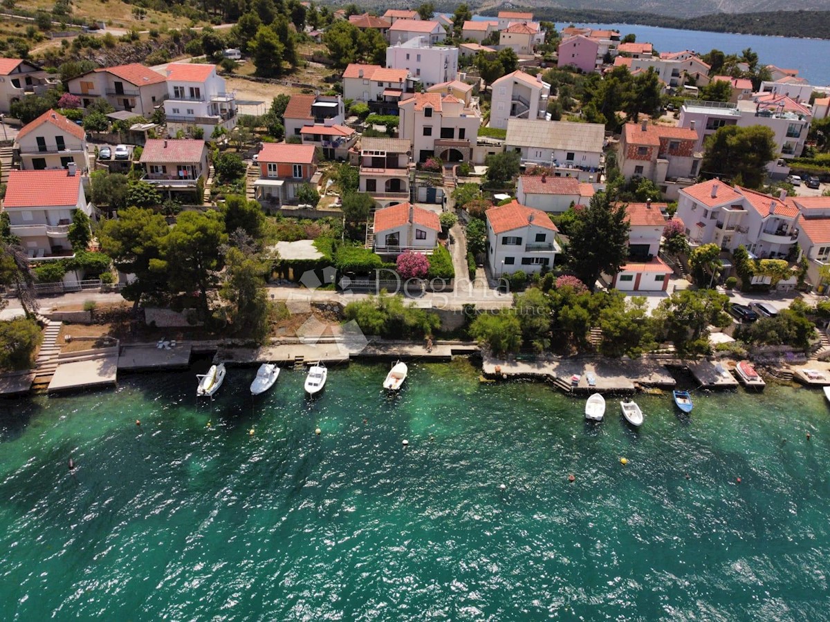 Maison À vendre - ŠIBENSKO-KNINSKA ŠIBENIK