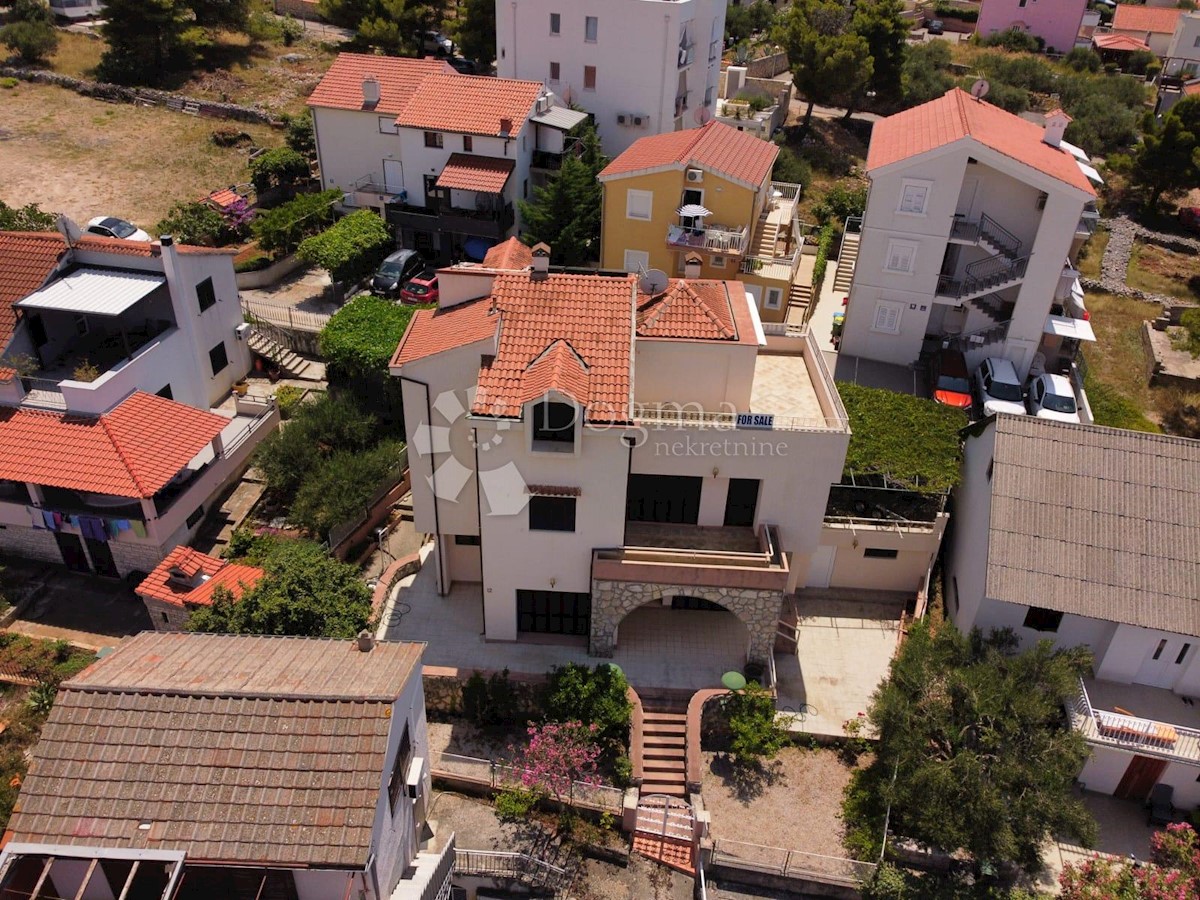 Maison À vendre - ŠIBENSKO-KNINSKA ŠIBENIK