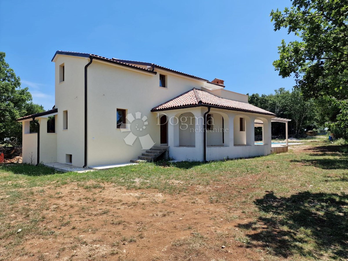 Casa In vendita - ISTARSKA SVETI PETAR U ŠUMI