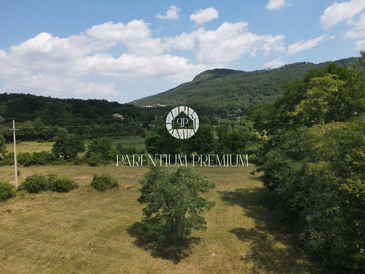 Land For sale - ISTARSKA LUPOGLAV