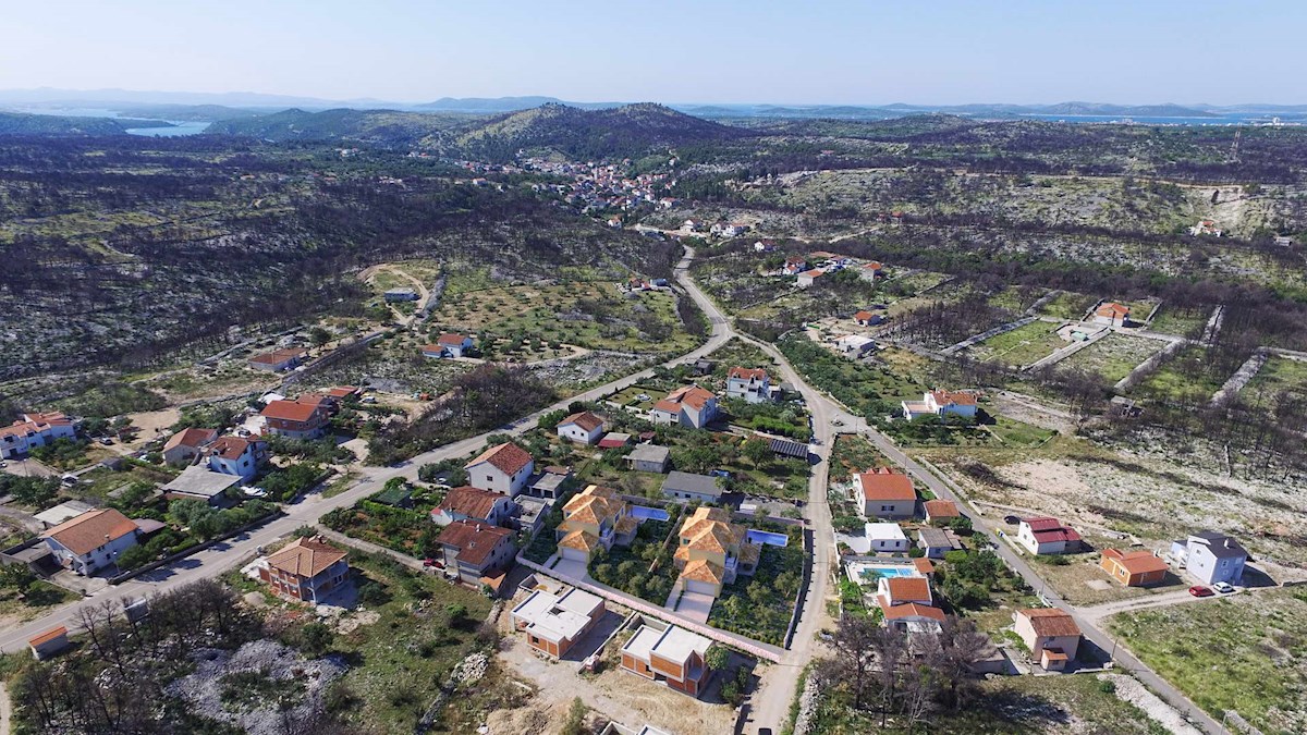 Maison À vendre - ŠIBENSKO-KNINSKA Šibenik