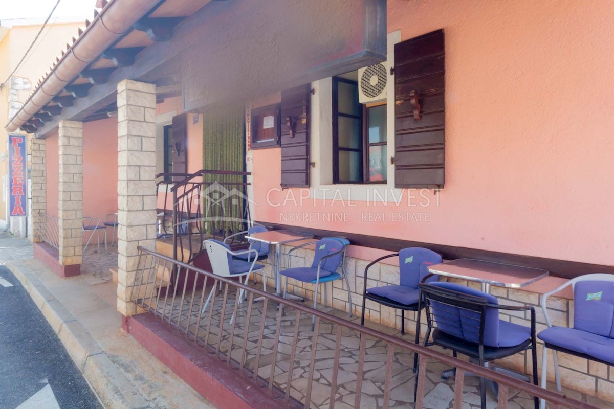 Business premises For sale - ISTARSKA MARČANA