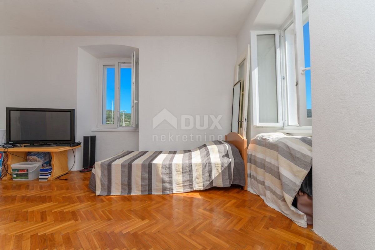 Apartment Zu verkaufen - PRIMORSKO-GORANSKA CRES