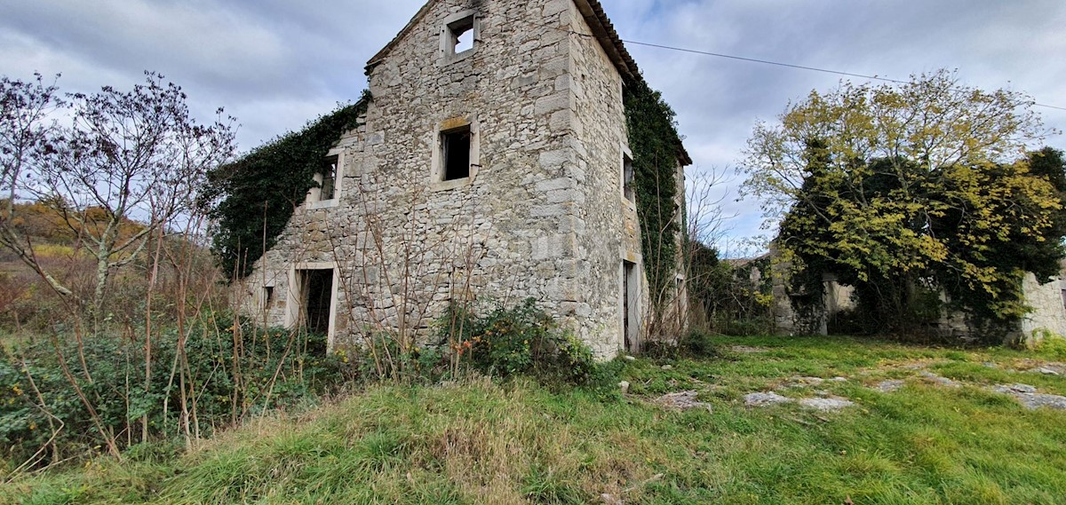 Pozemok Na predaj - ISTARSKA GROŽNJAN