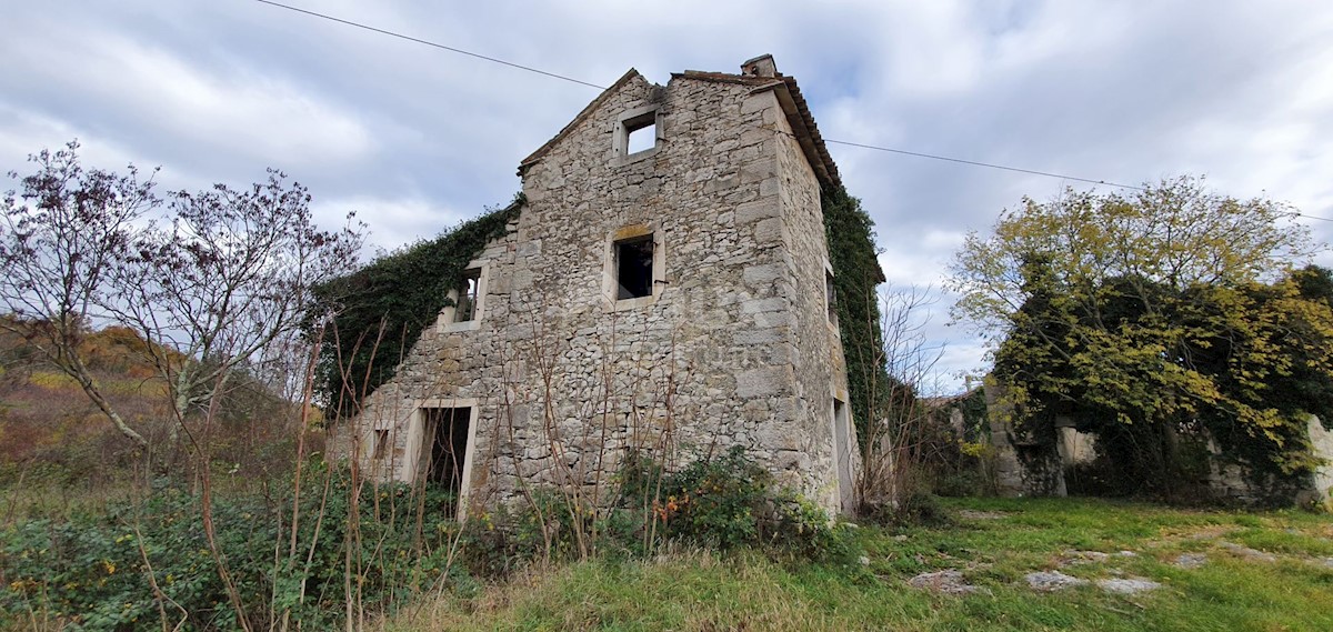 Pozemok Na predaj - ISTARSKA GROŽNJAN