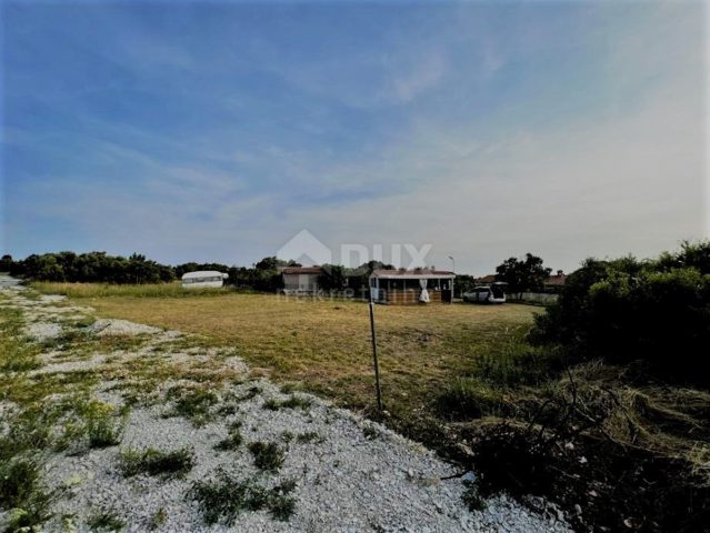 Zemljište na prodaju 601 m² – Kavran