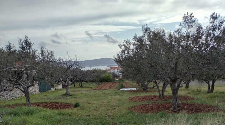 Terreno in vendita 1438 m² – Sveti Filip I Jakov