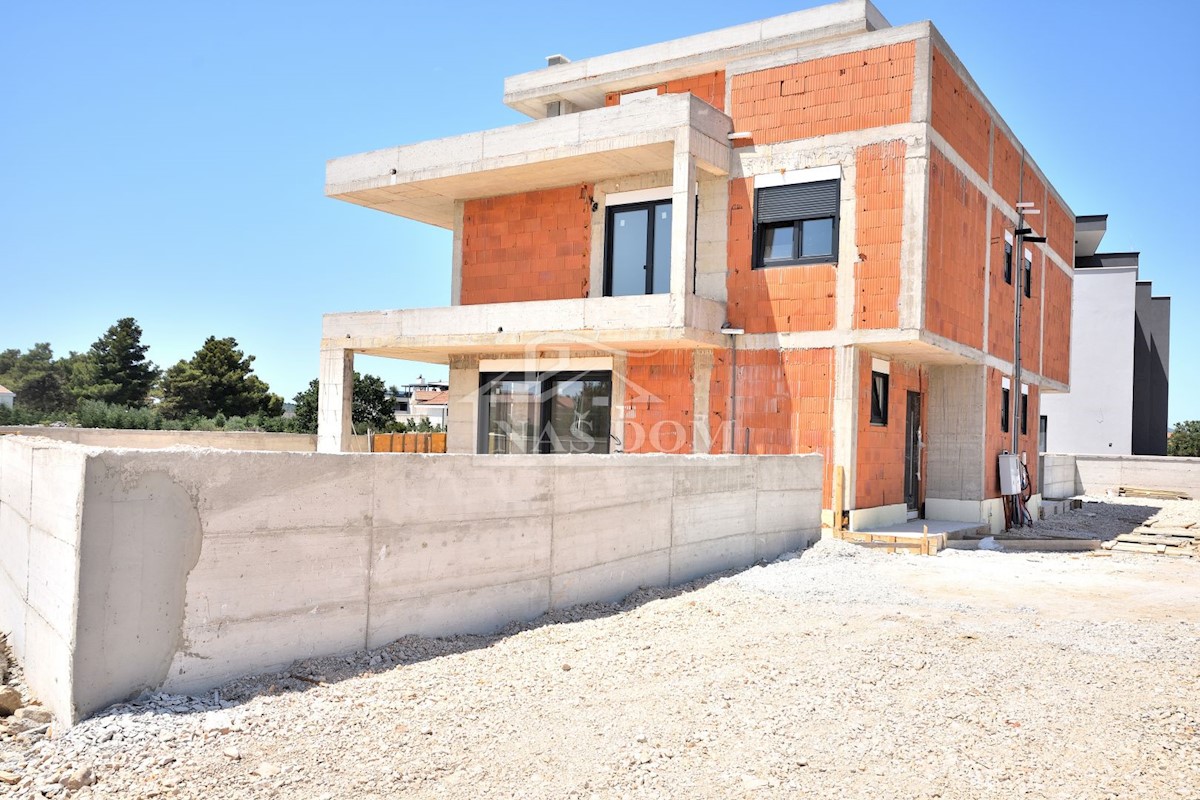 House For sale SRIMA